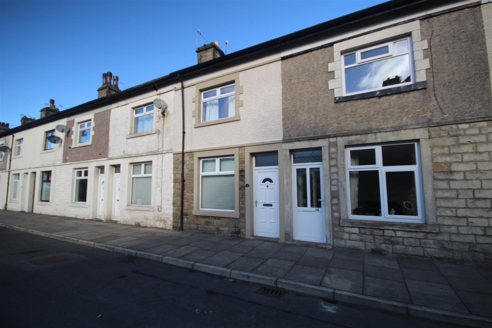 2 bedroom terraced house SSTC in Barnoldswick - Main Image
